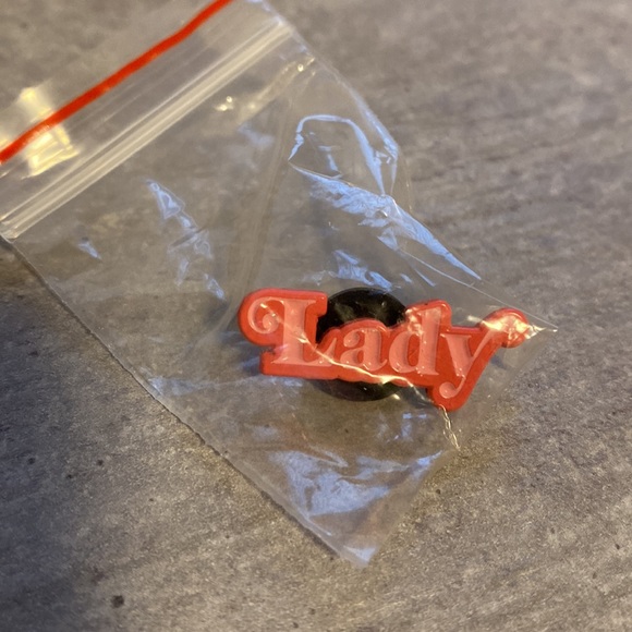 Lady Gang Cup & Pins - Picture 3 of 4